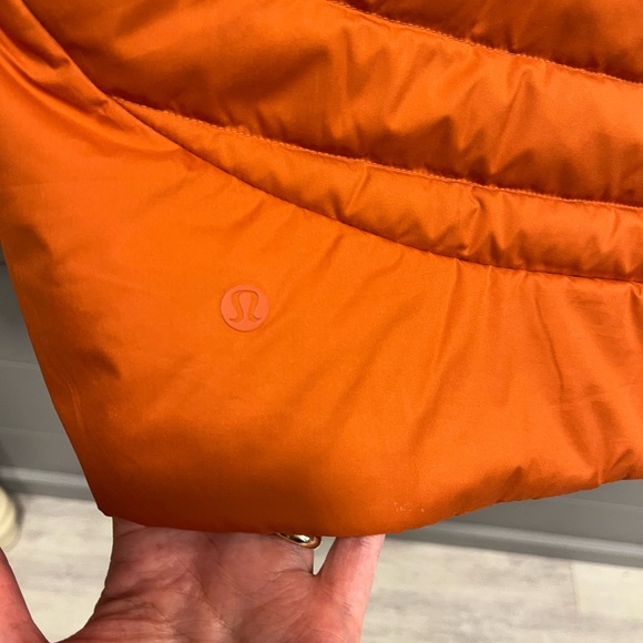 Lululemon size small puffer jacket - Picture 4 of 10